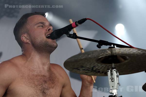 SLAVES - 2018-06-17 - BRETIGNY-SUR-ORGE - Base Aerienne 217 - Warbird Stage - 